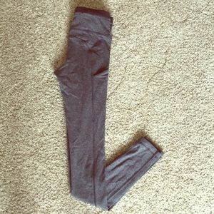 Lulu Lemon pants with side pocket